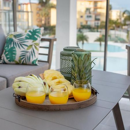 Sunny Apartment In Denia With Outdoor Swimming Pool And Garage Parking Place Included, 300M From The Sandy Beach Kültér fotó